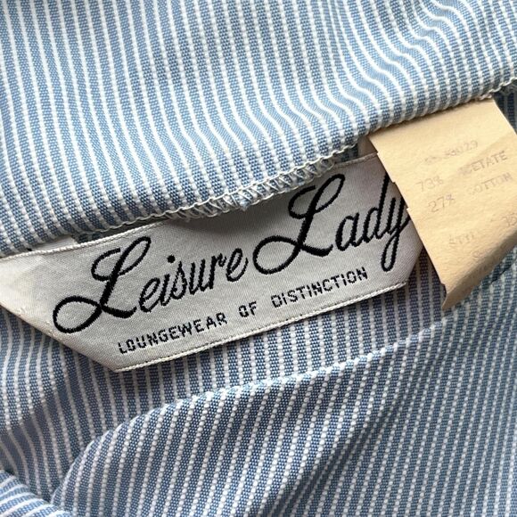 1950s Leisure Lady Pale Blue Cotton House Dress - Picture 4 of 4